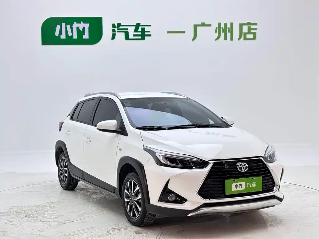 Toyota Yaris L — фото 9