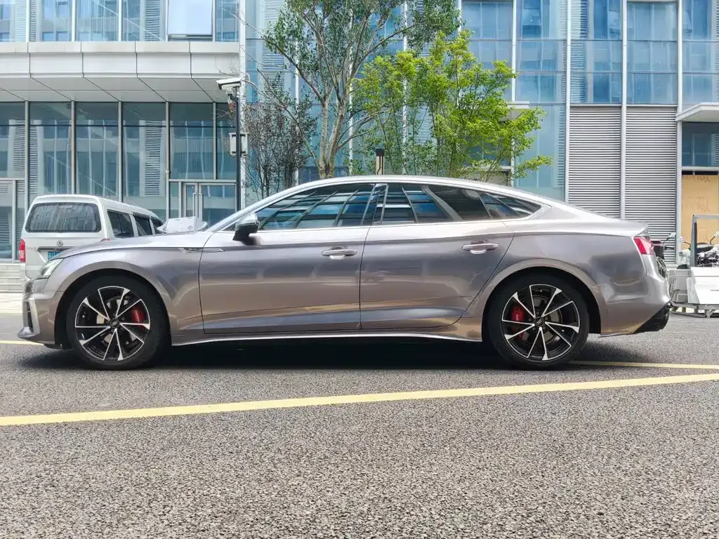 Audi A5 (Import) — фото 3