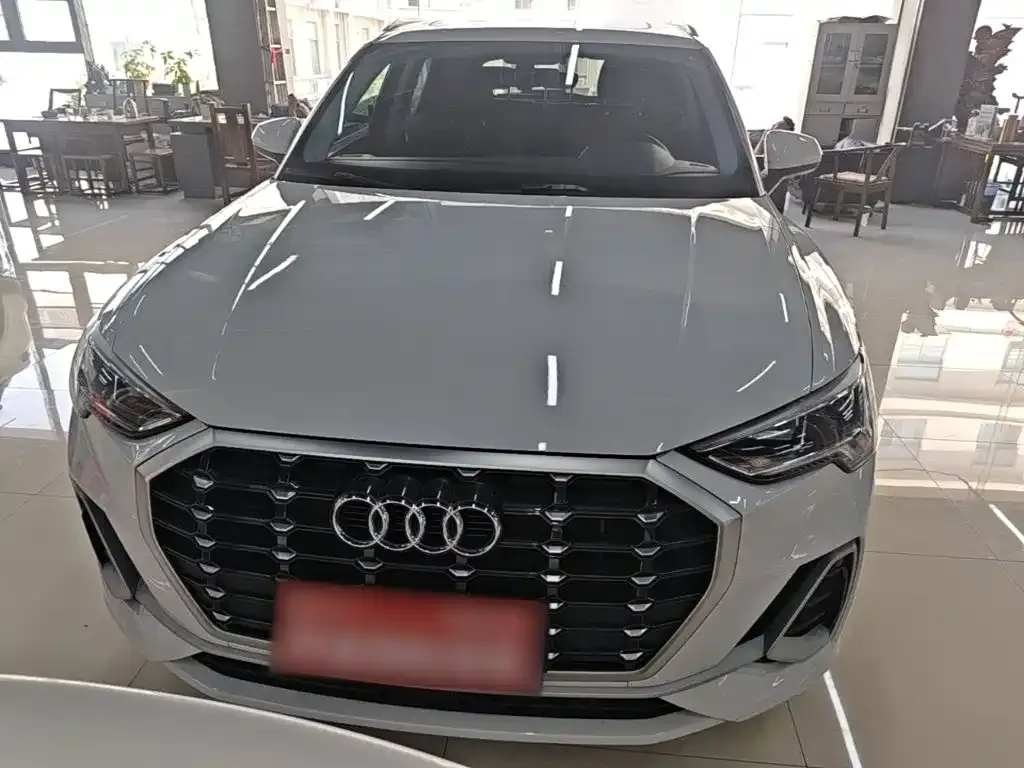 Audi Q3 — фото 4