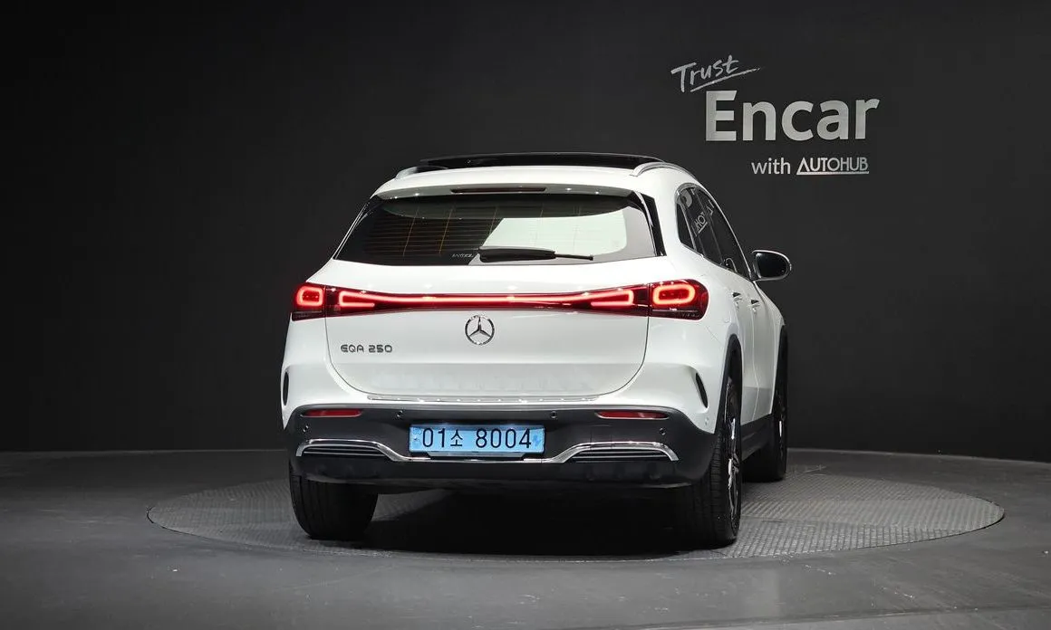 Mercedes-Benz EQA — фото 3