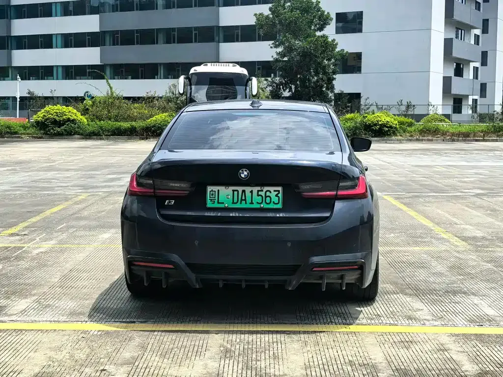 BMW i3 — фото 6