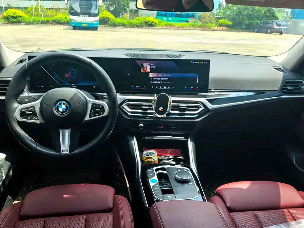 BMW i3 — фото 5