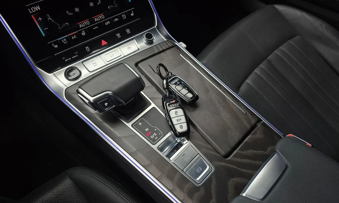 Audi A6 — фото 5