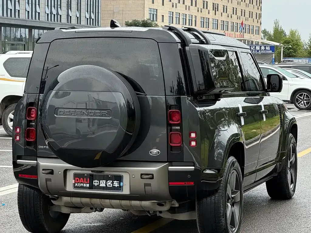 Land Rover Defender — фото 4