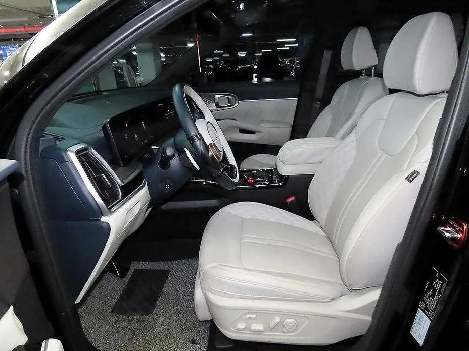 Kia Sorento — фото 9