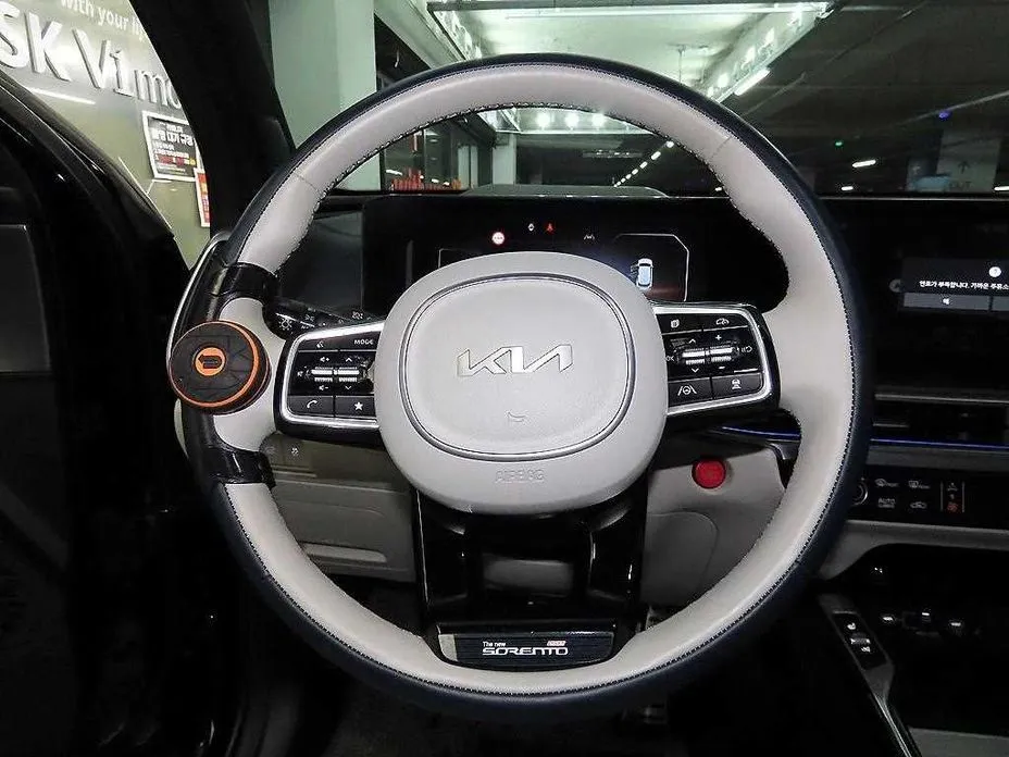 Kia Sorento — фото 6