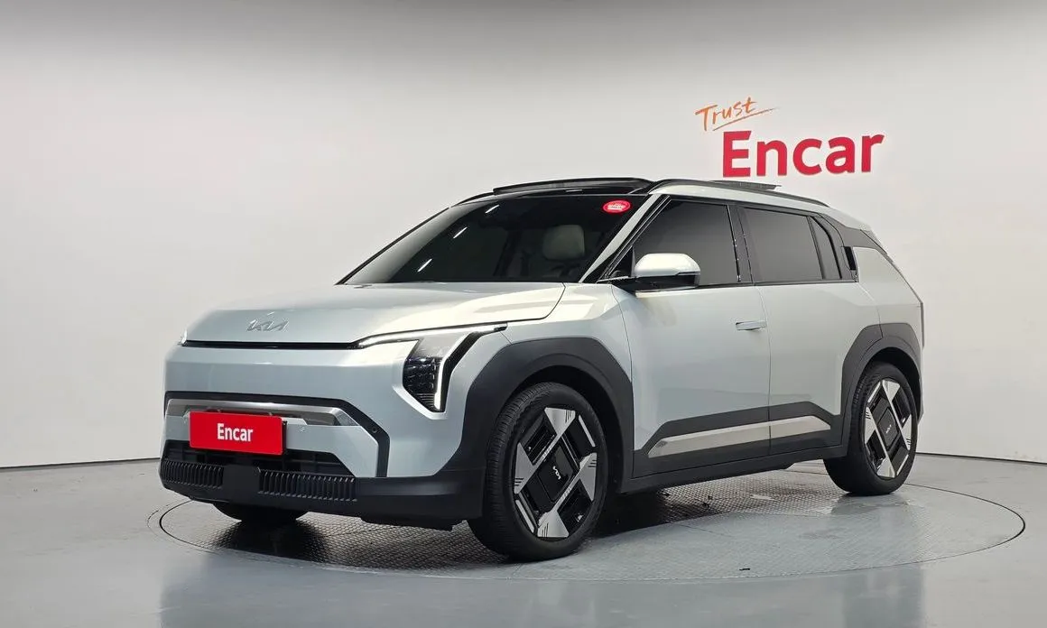 Kia EV3 — фото 1