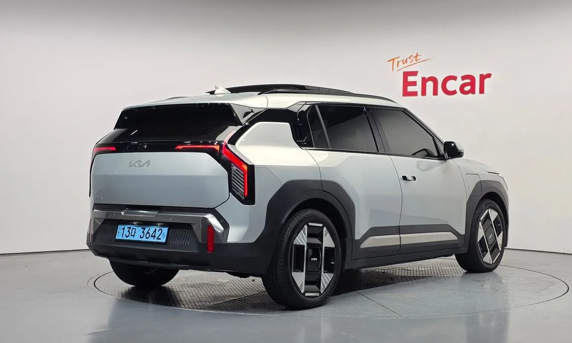 Kia EV3 — фото 6