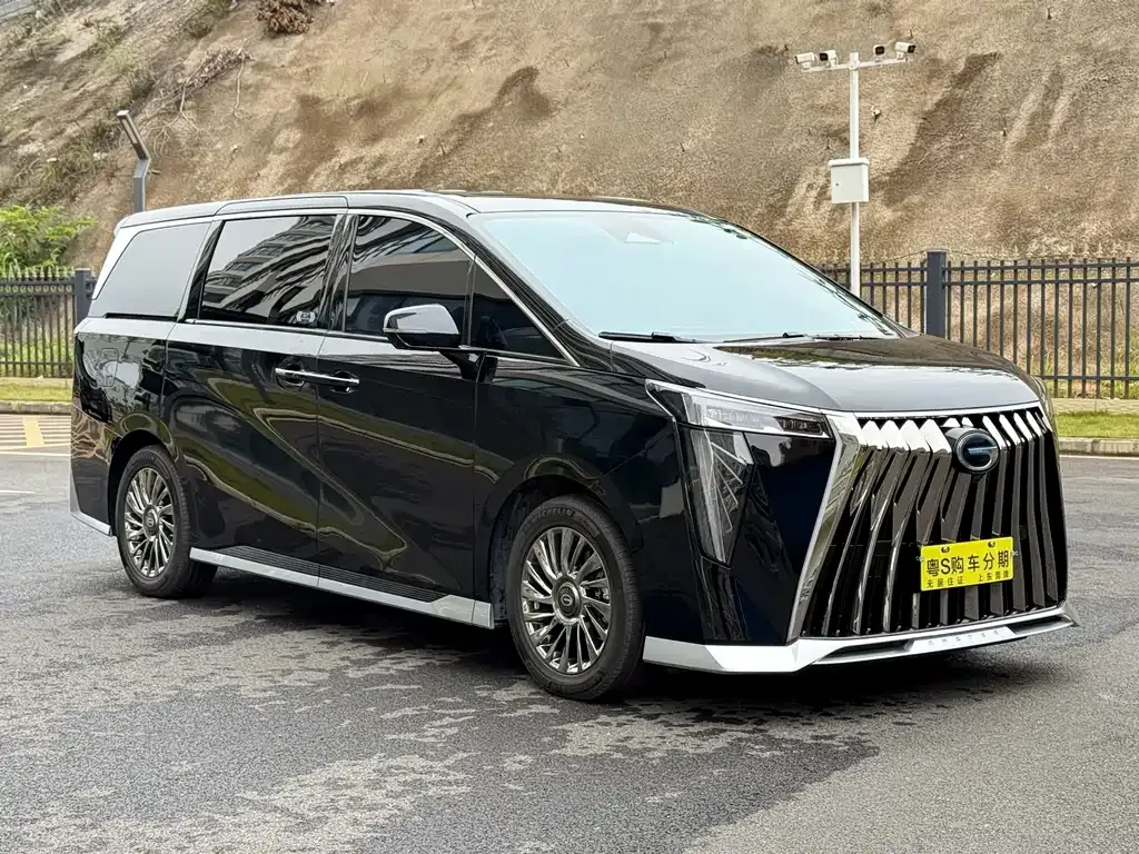 GAC Motor Trumpchi M8 — фото 1
