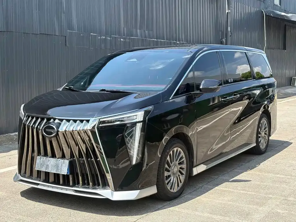 GAC Motor Trumpchi M8 — фото 1