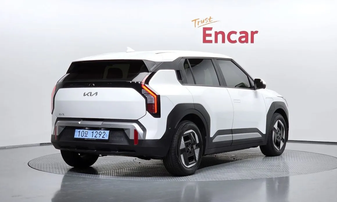 Kia EV3 — фото 2