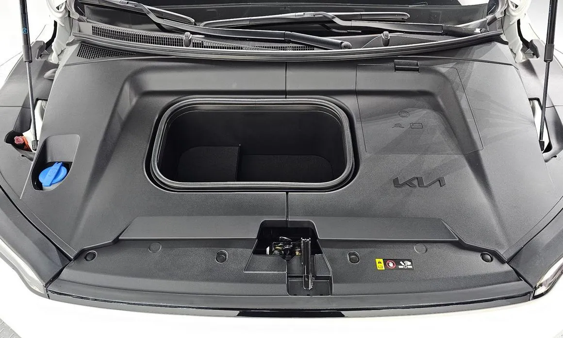 Kia EV3 — фото 9