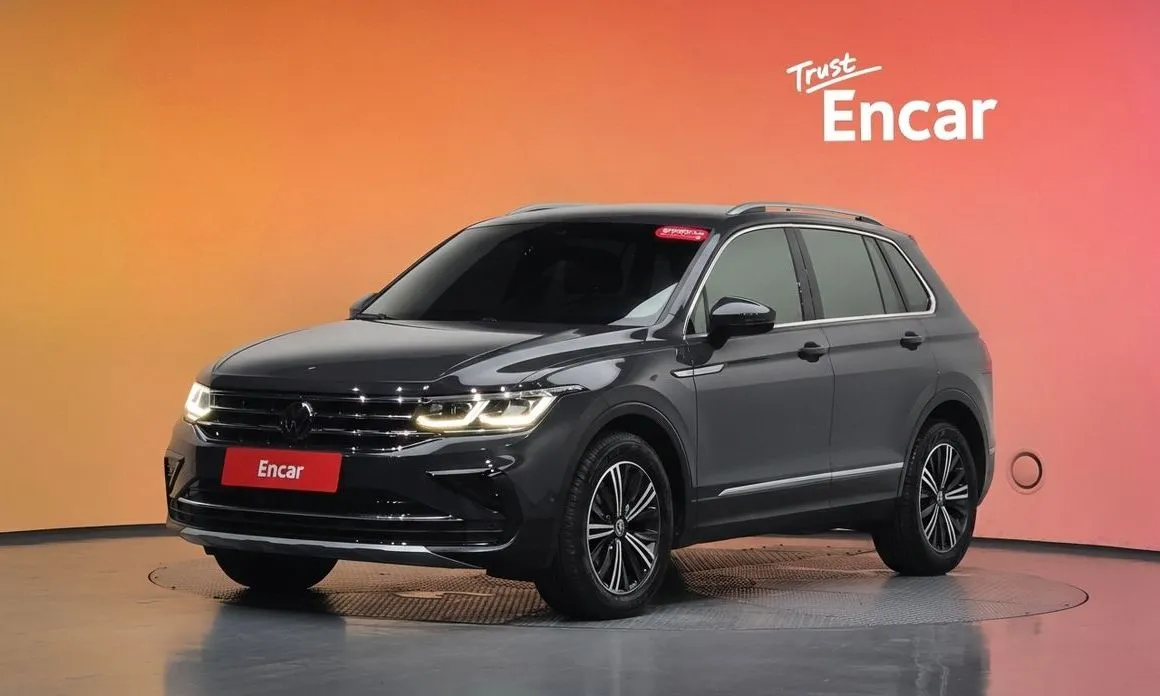 Volkswagen Tiguan — фото 1