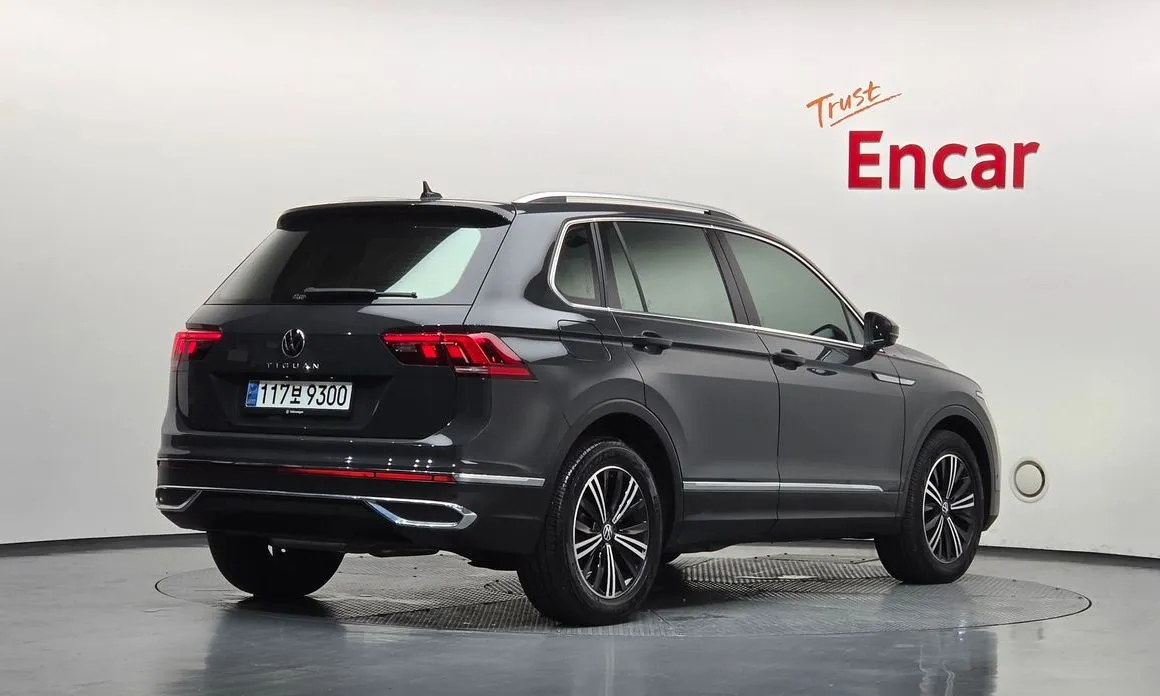 Volkswagen Tiguan — фото 2