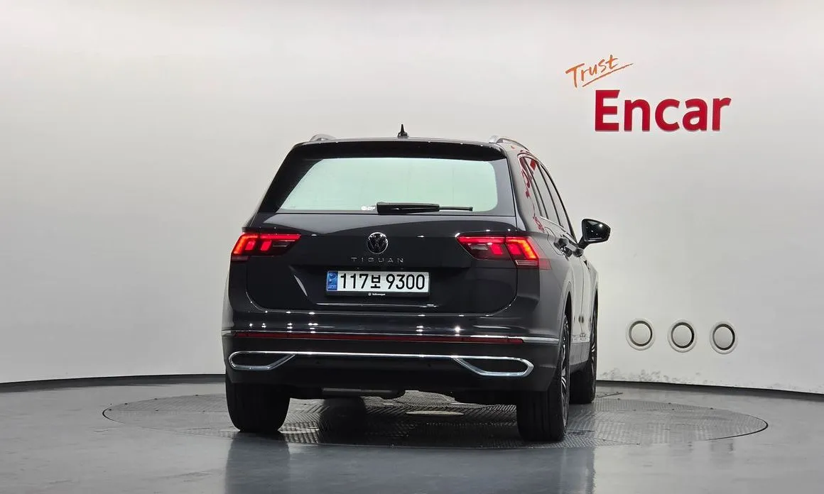 Volkswagen Tiguan — фото 5