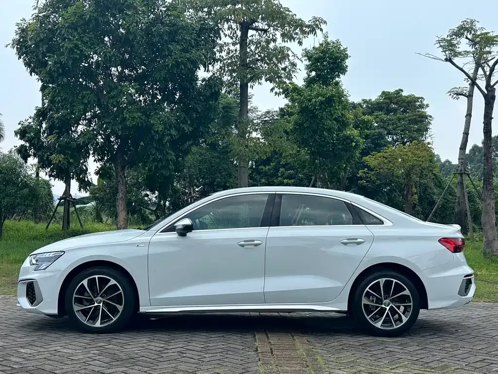 Audi A3 — фото 10