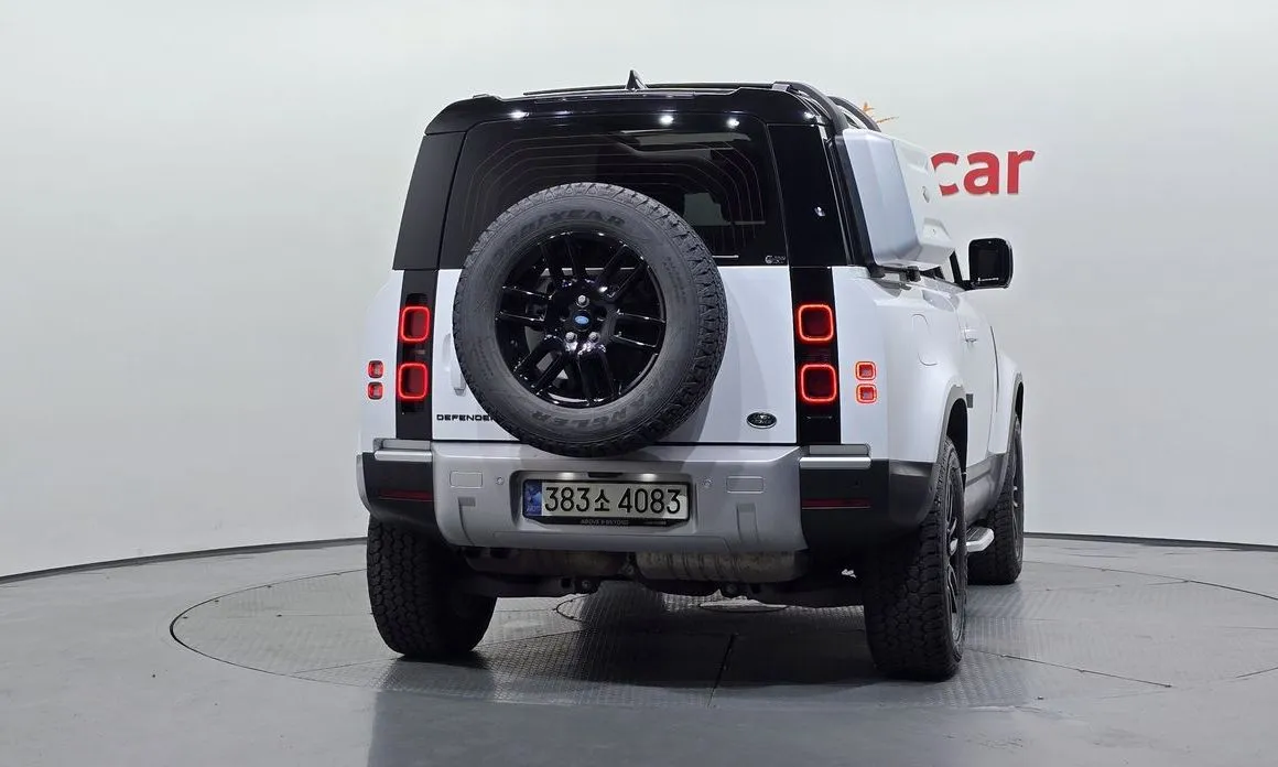 Land Rover Defender — фото 6