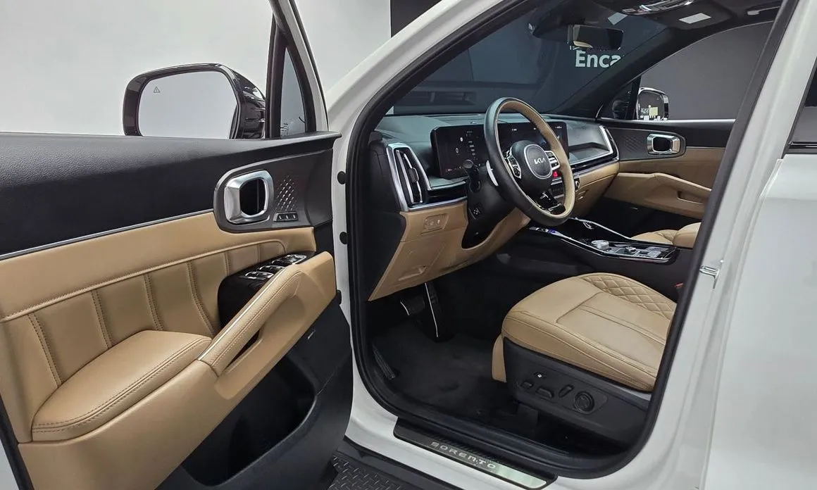 Kia Sorento — фото 8