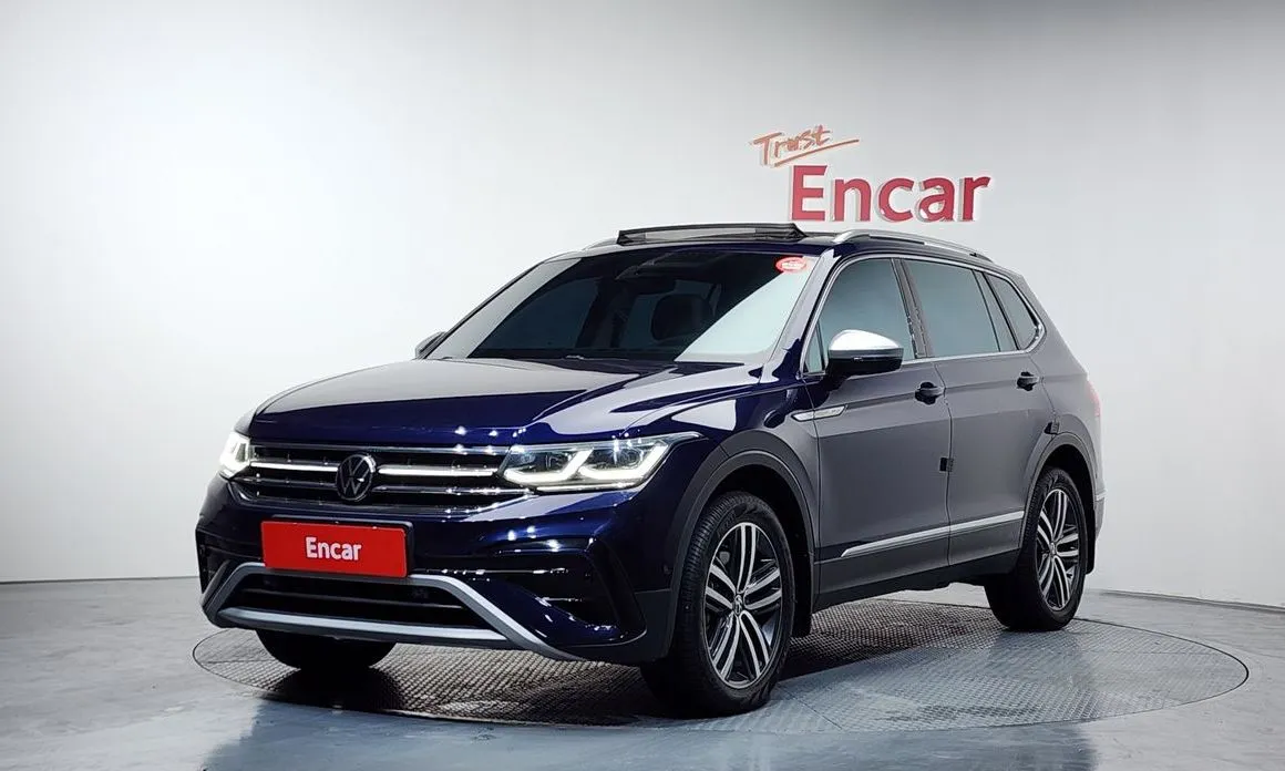 Volkswagen Tiguan — фото 1