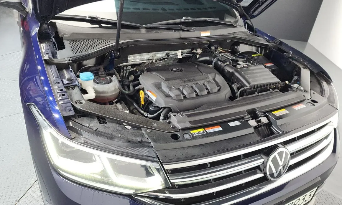 Volkswagen Tiguan — фото 8