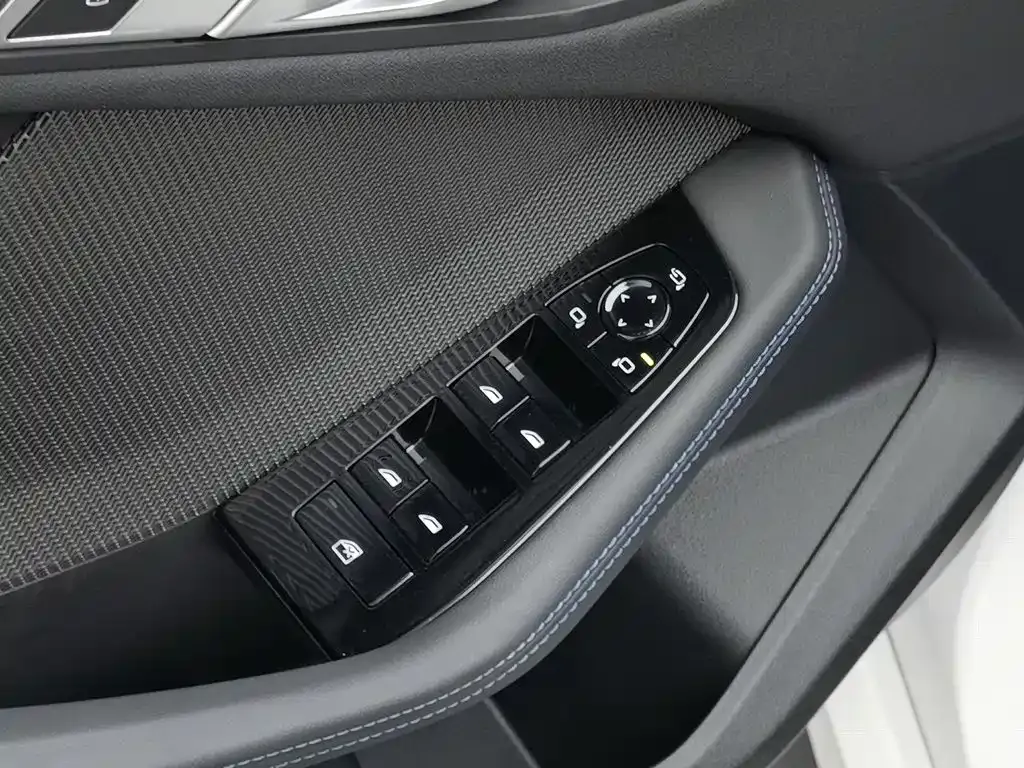 BMW 2 Series — фото 10