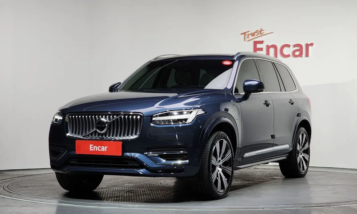 Volvo XC90 — фото 1