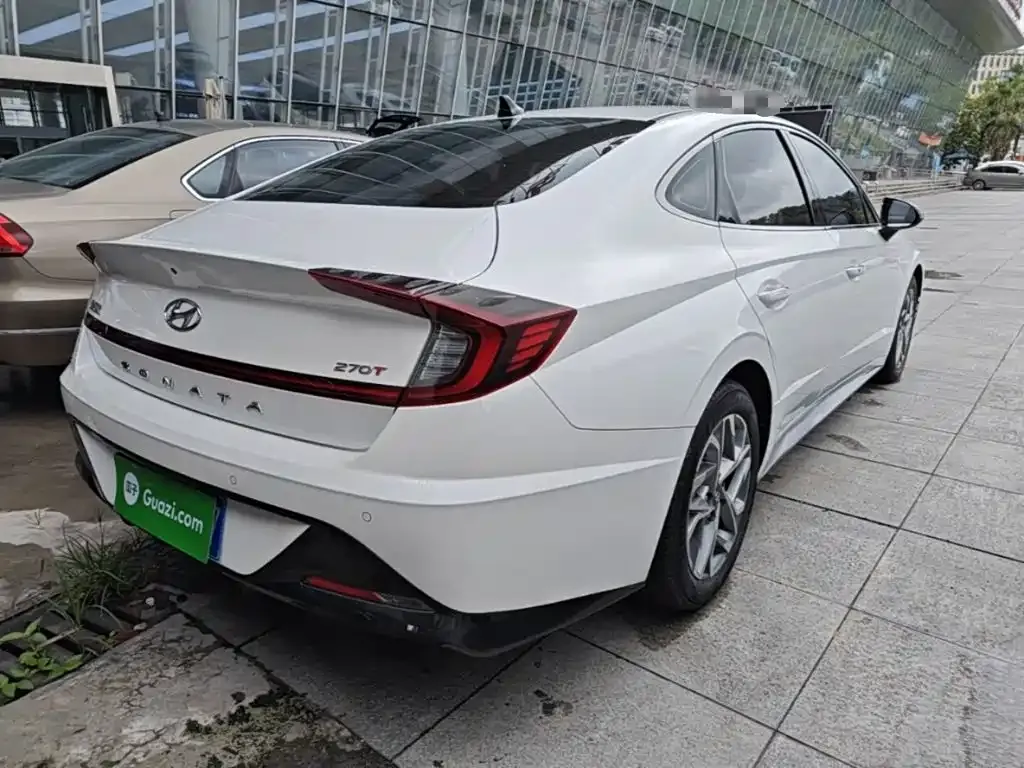 Hyundai Sonata — фото 6