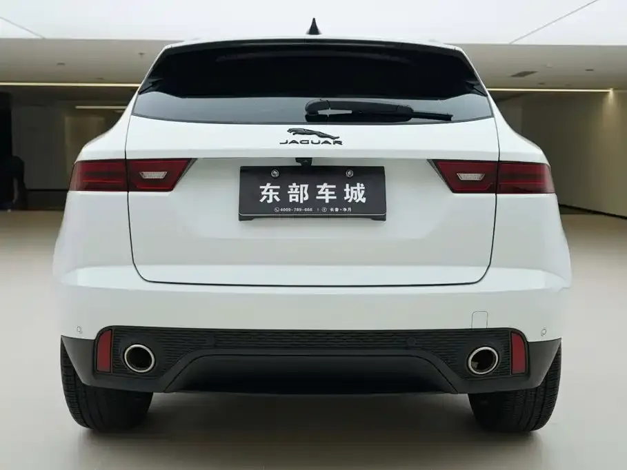 Jaguar E-PACE — фото 3