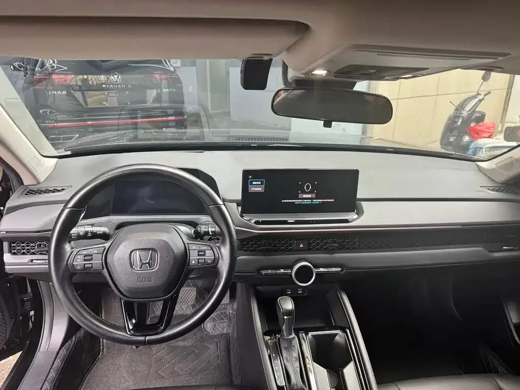 Honda Accord — фото 3