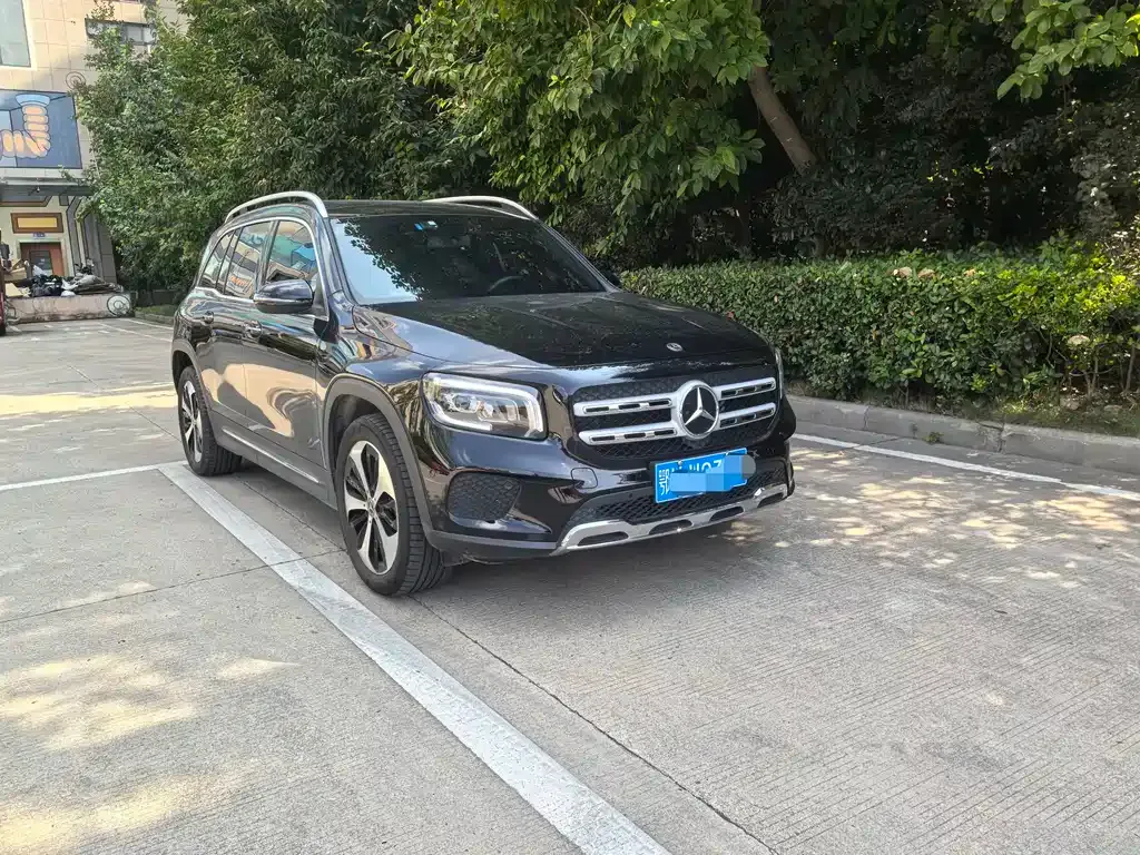 Mercedes-Benz GLB — фото 10