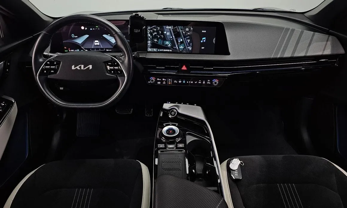Kia EV6 — фото 6
