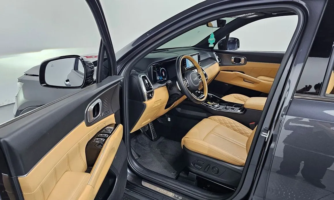 Kia Sorento — фото 10