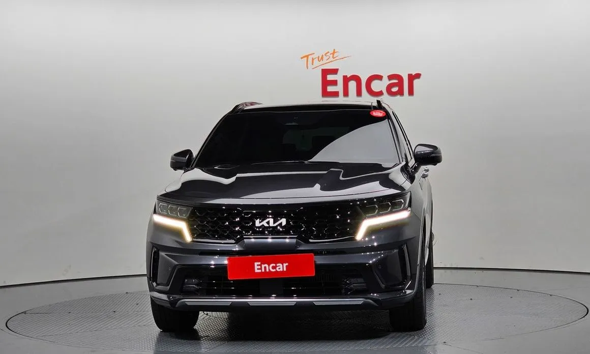Kia Sorento — фото 6