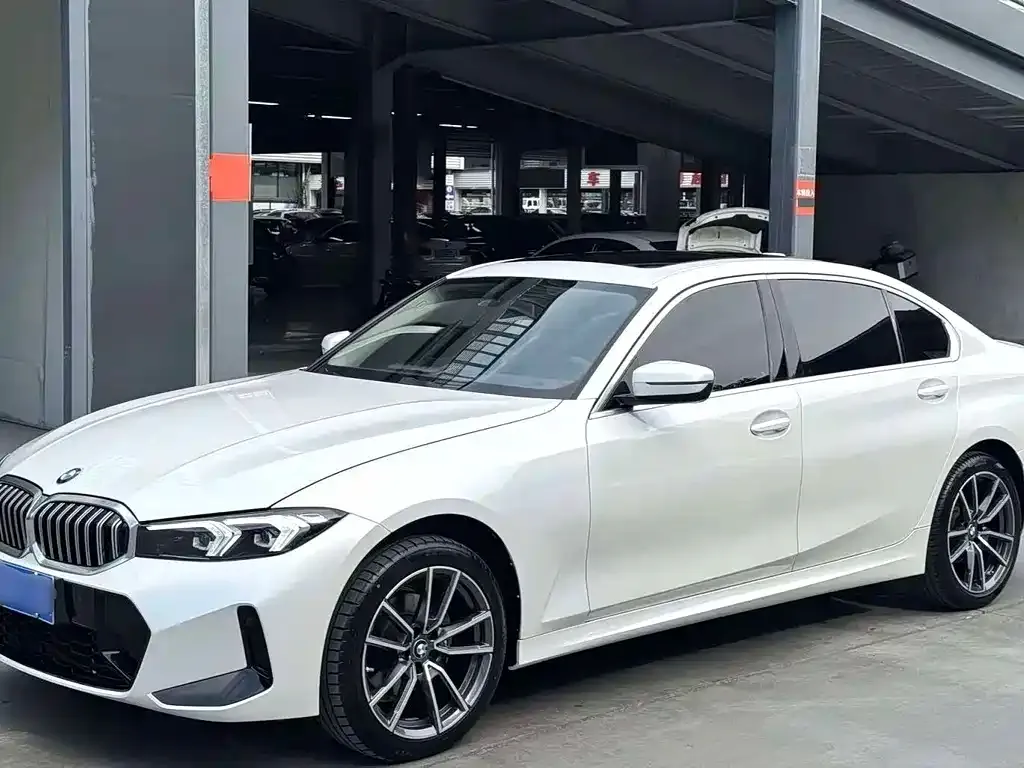 BMW 3 Series — фото 1