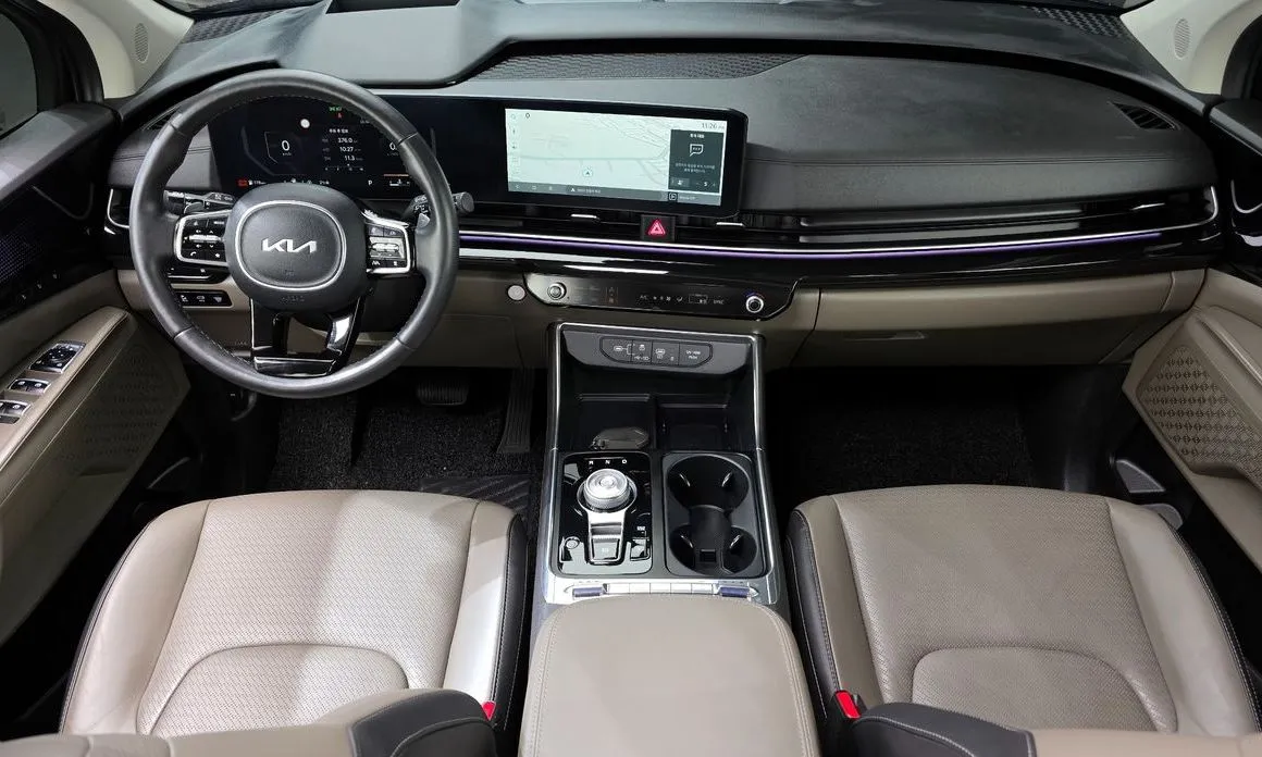 Kia Carnival — фото 10