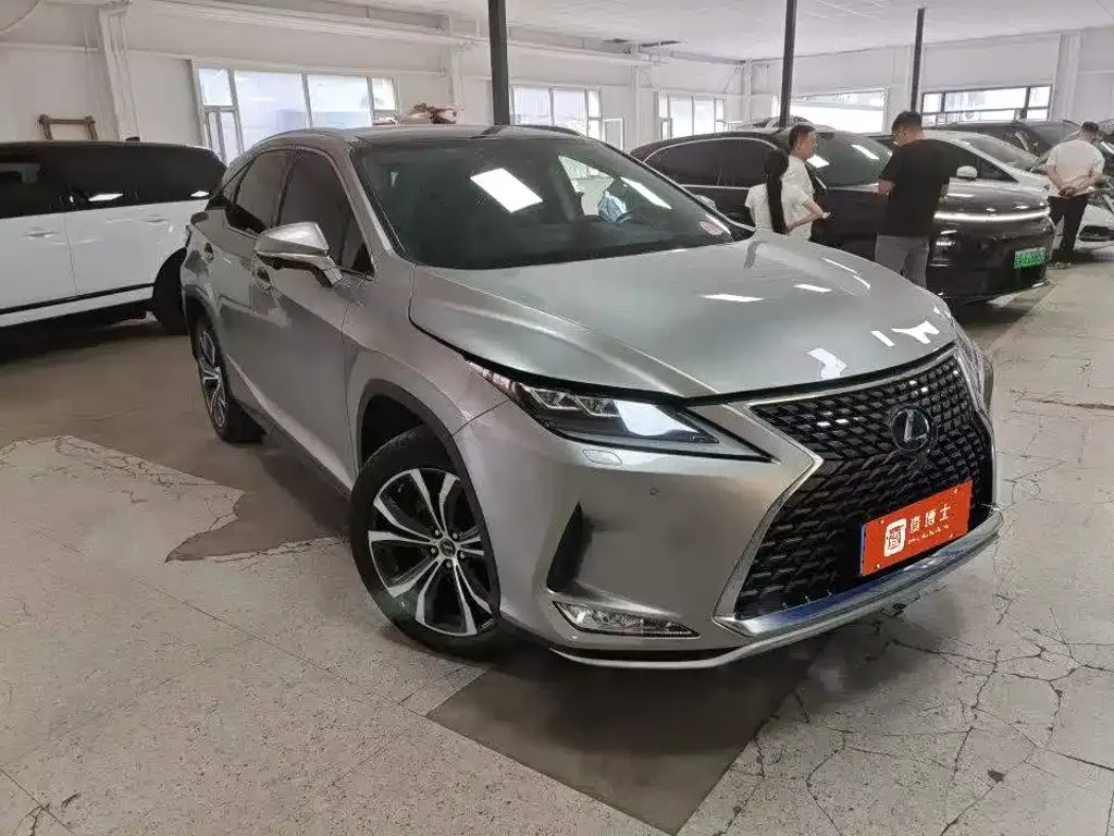 Lexus RX — фото 5