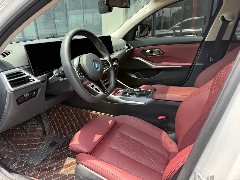 BMW i3 — фото 7