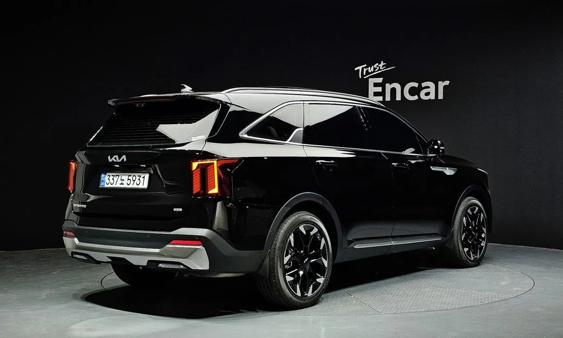 Kia Sorento — фото 3