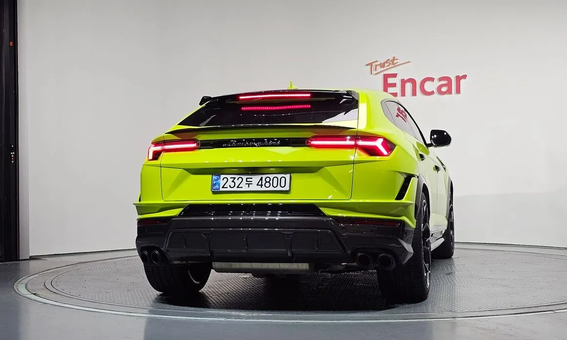 Lamborghini Urus — фото 2