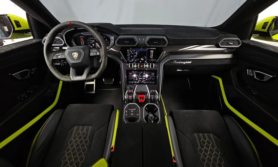 Lamborghini Urus — фото 7