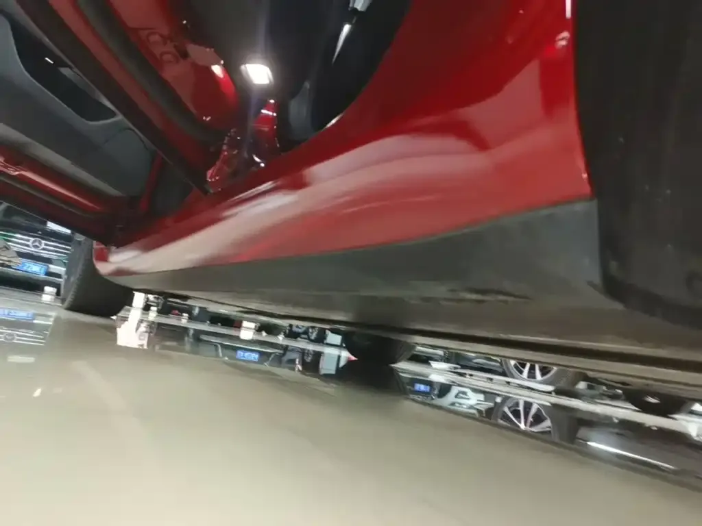 Tesla Model 3 — фото 4