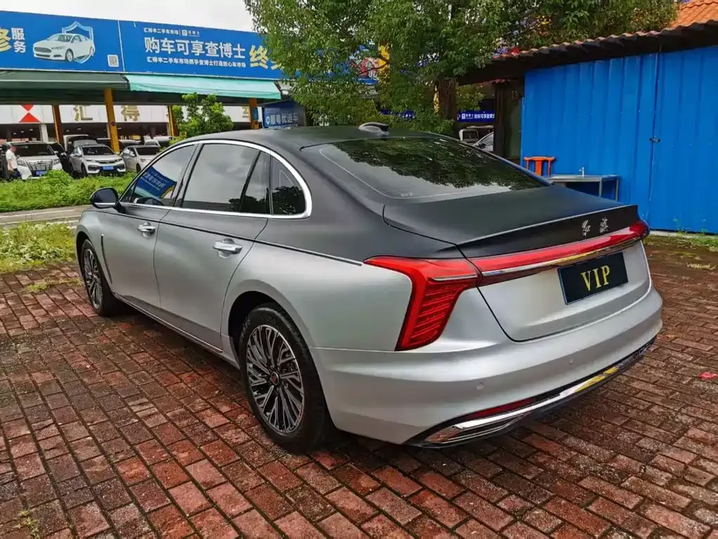Hongqi H5 — фото 9