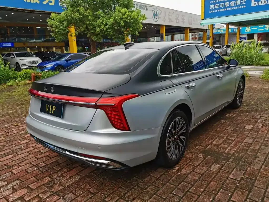 Hongqi H5 — фото 3