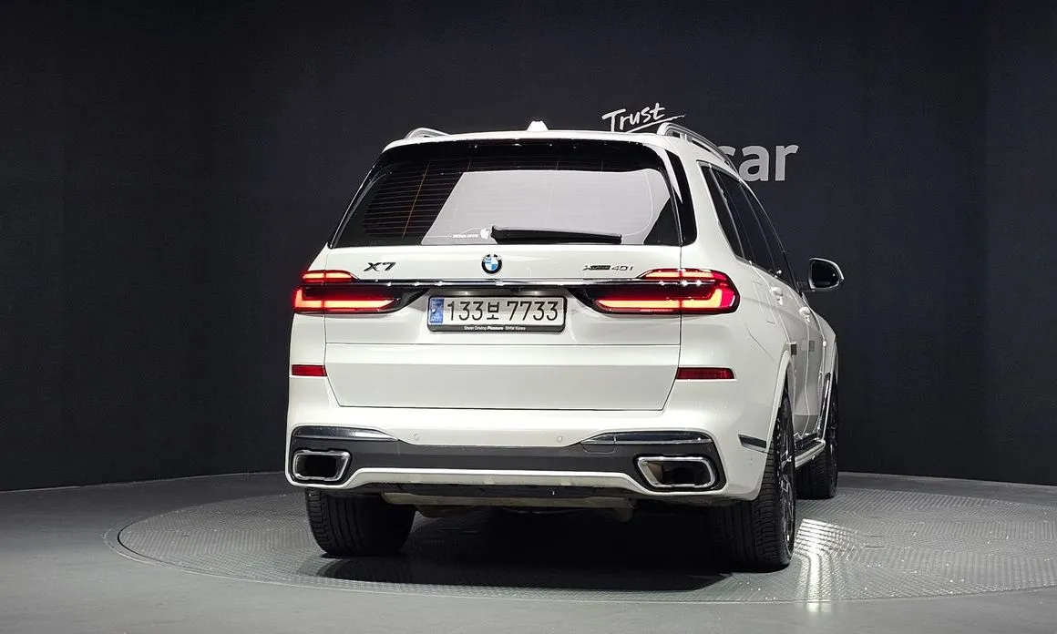BMW X7 — фото 4