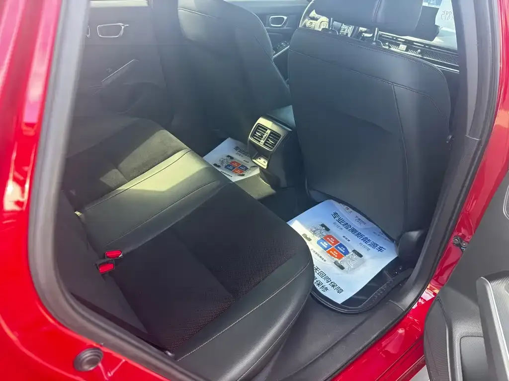 Honda Civic — фото 8