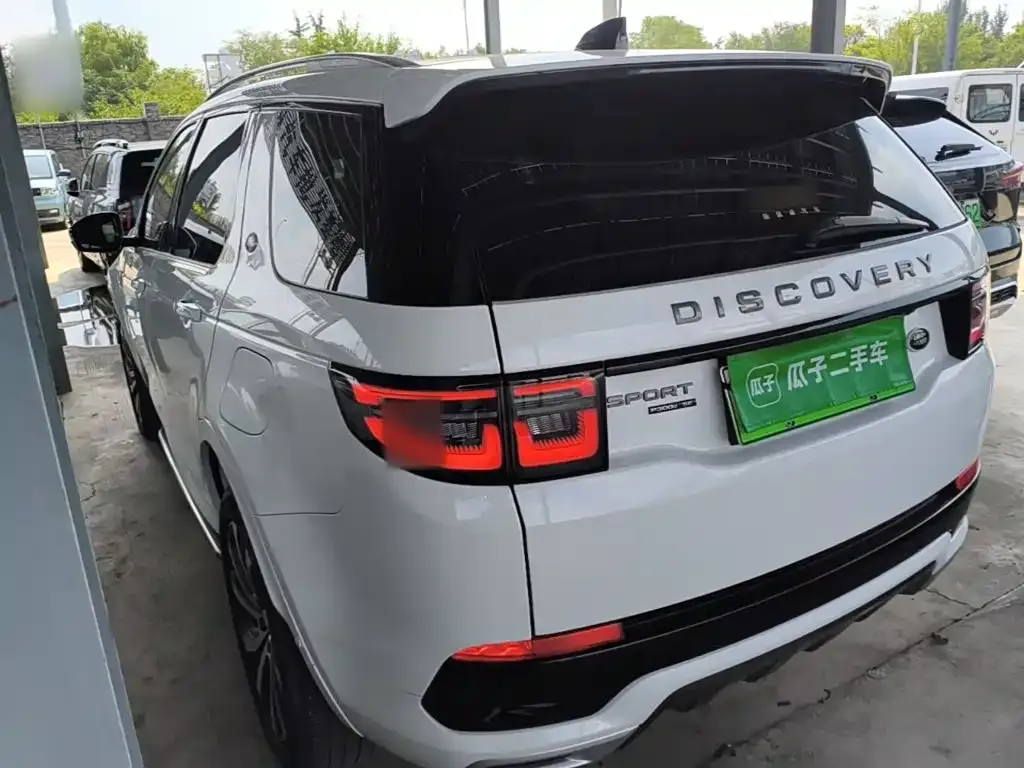 Land Rover Discovery Sport Hybrid — фото 7