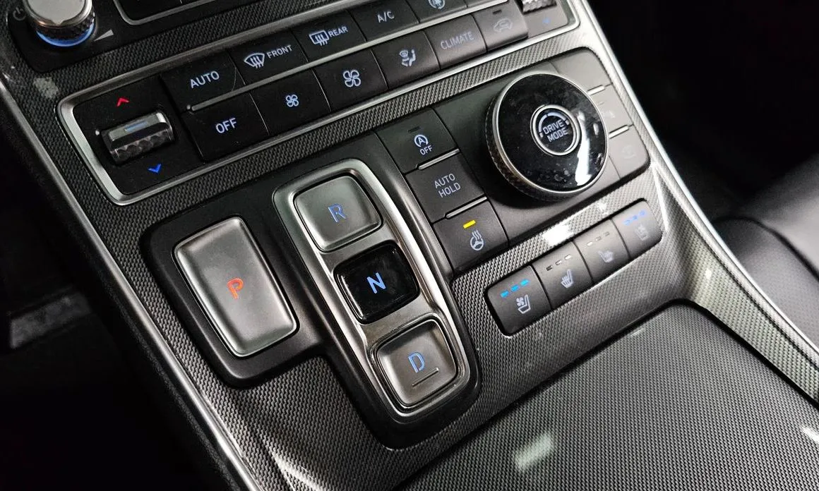 Hyundai Santafe — фото 8