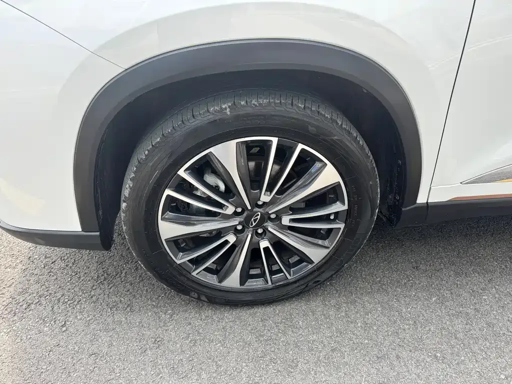 Chery Tiggo 8 PRO — фото 9