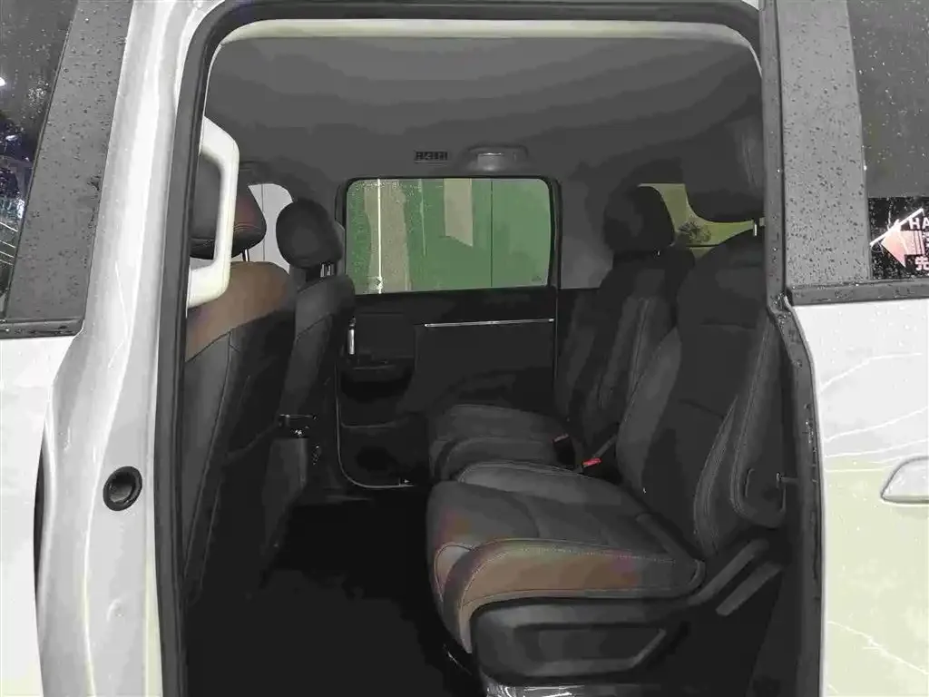 Wuling Starlight 730 New Energy — фото 2