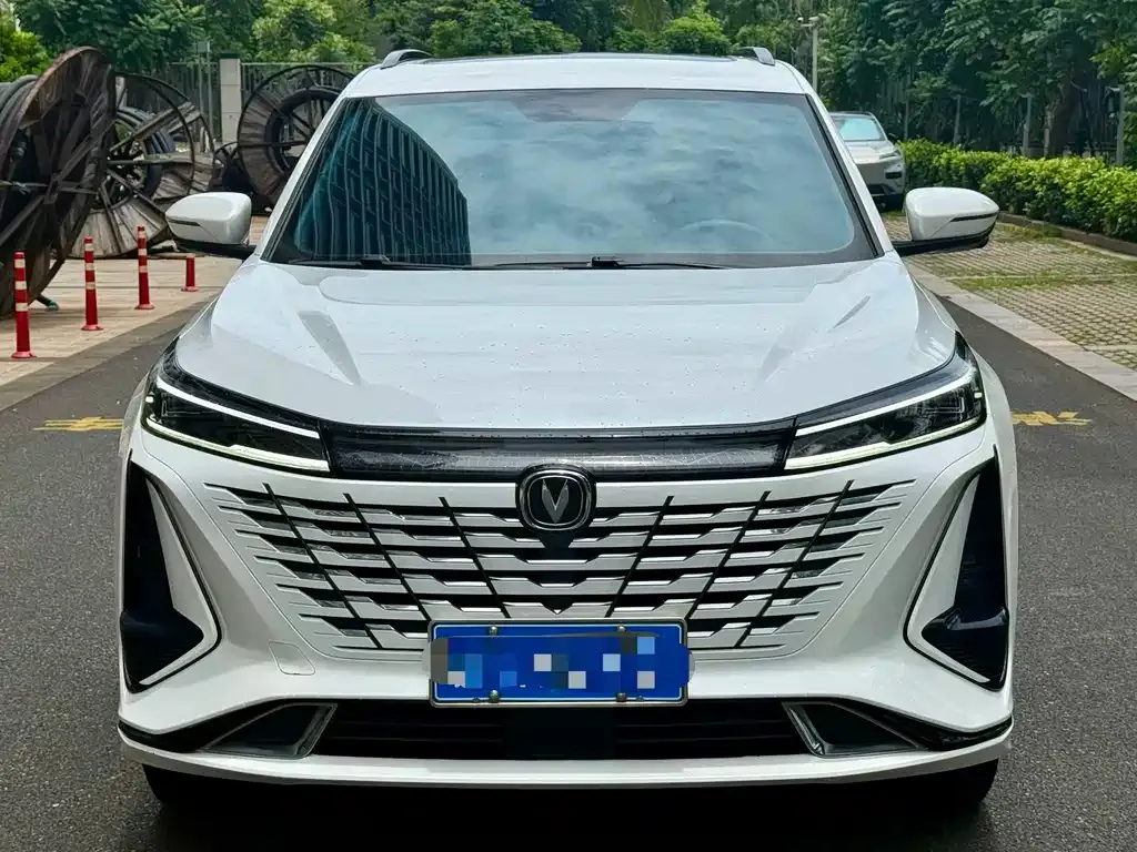 Changan CS75PLUS — фото 4